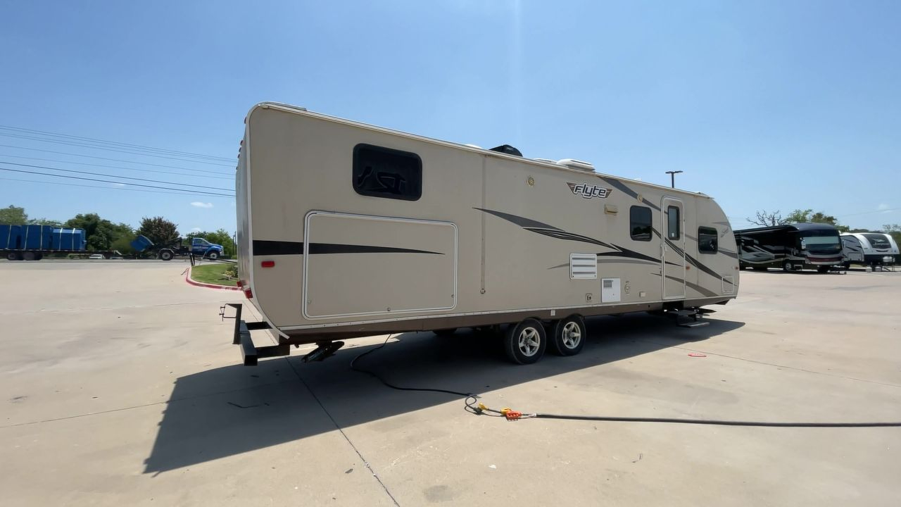 2016 FOREST RIVER SHASTA 31OK