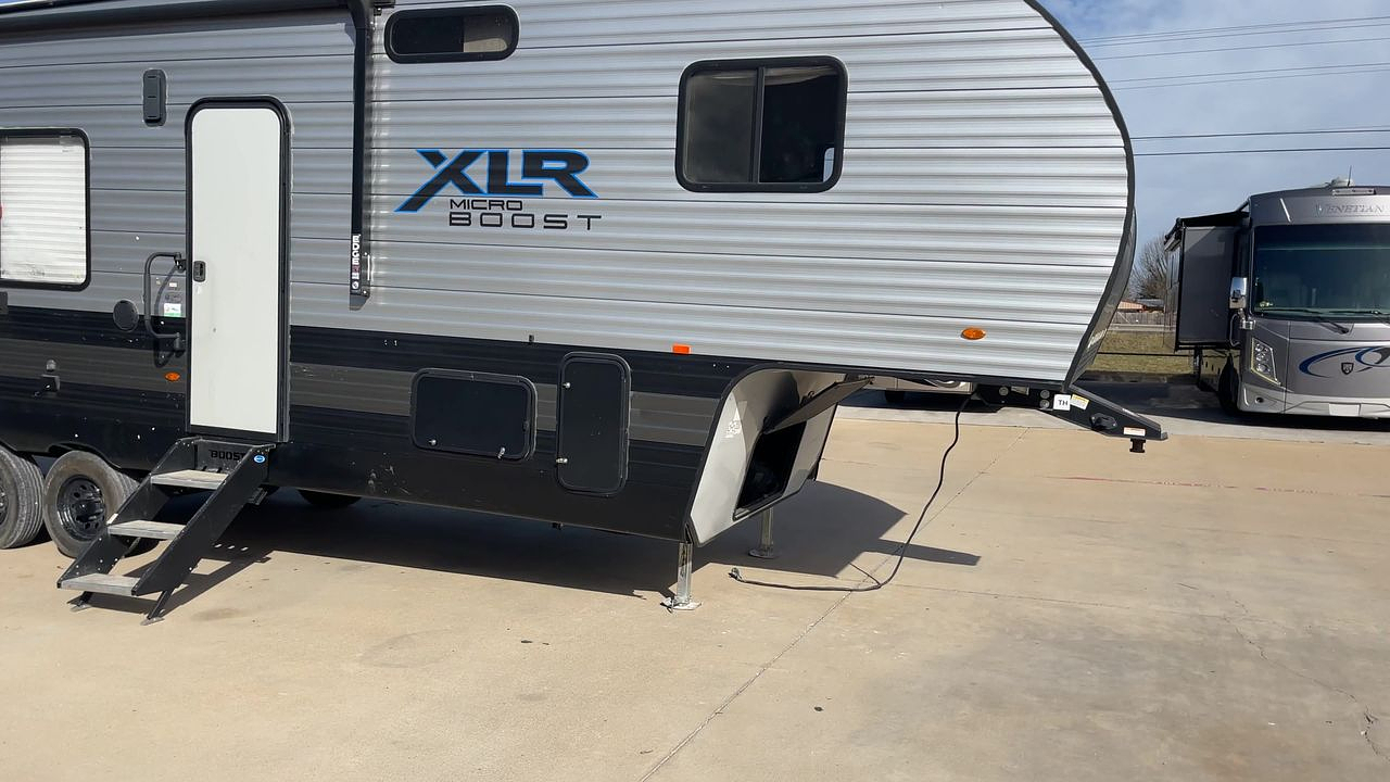 2021 FOREST RIVER XLR 335LRLE