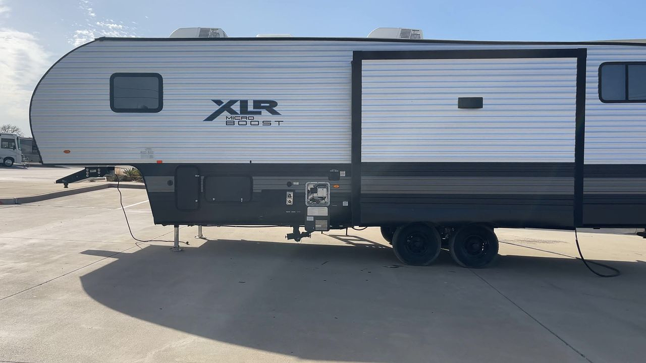 2021 FOREST RIVER XLR 335LRLE