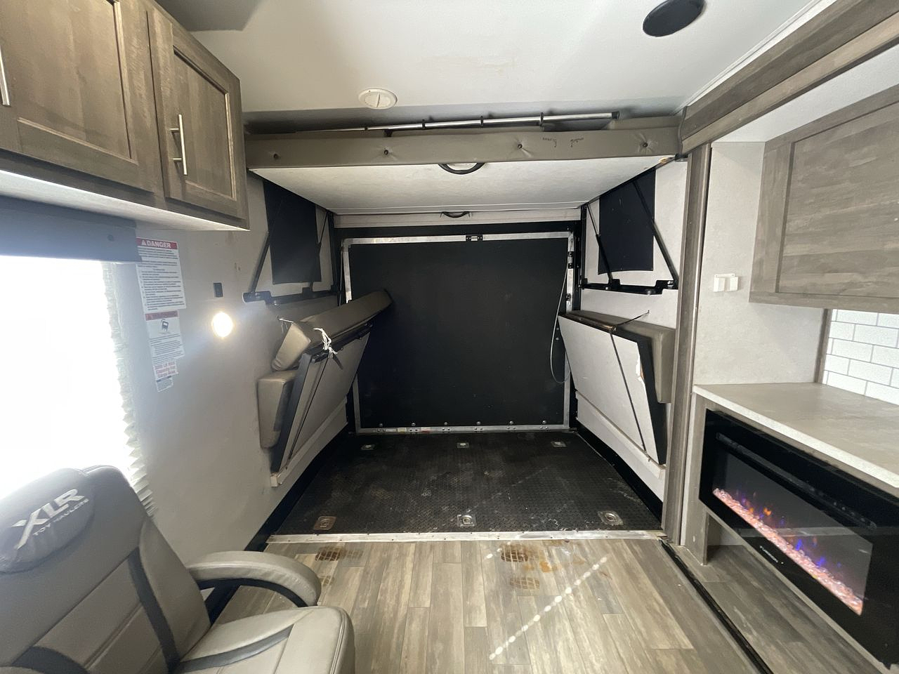 2021 FOREST RIVER XLR 335LRLE