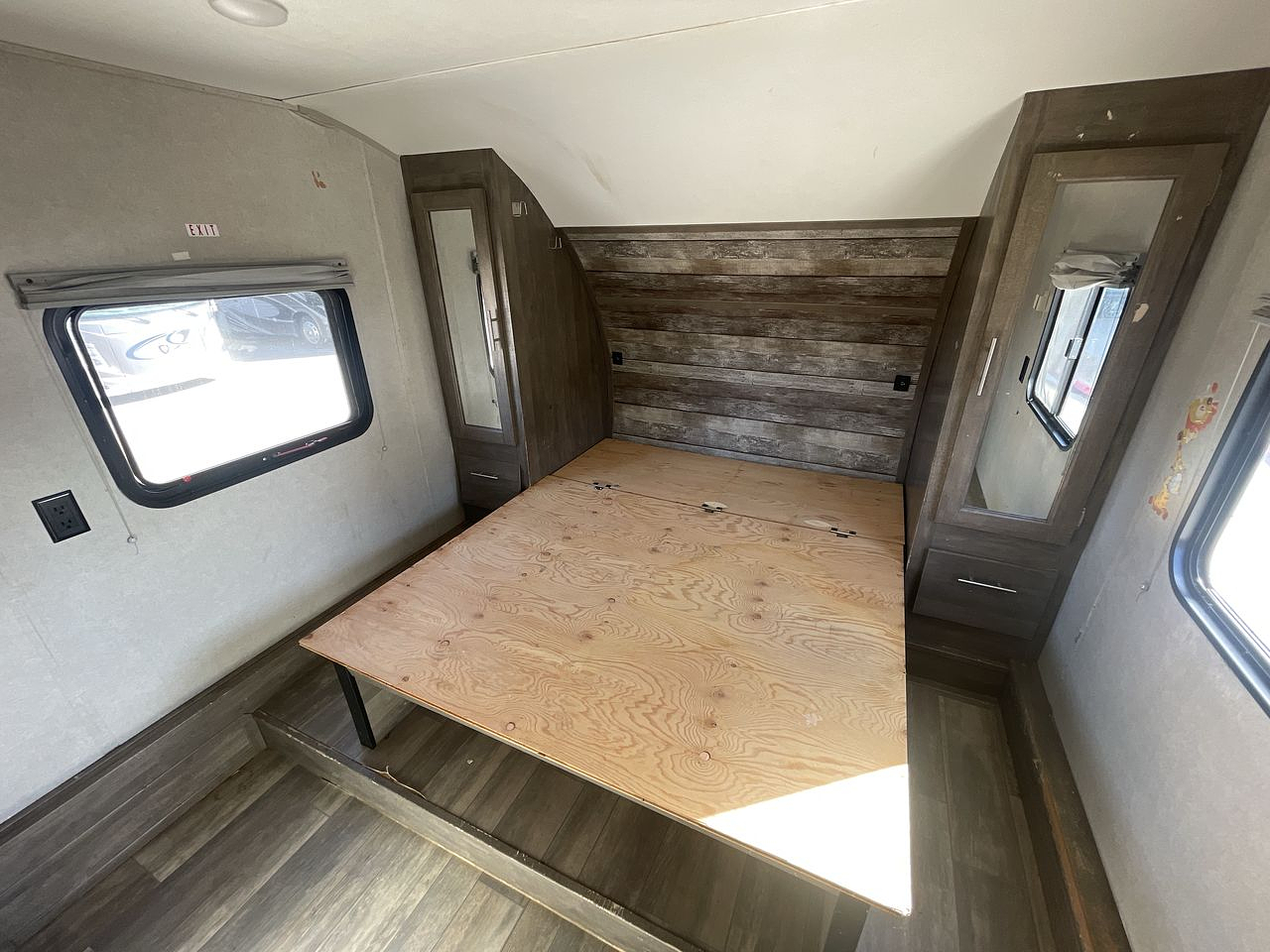 2021 FOREST RIVER XLR 335LRLE