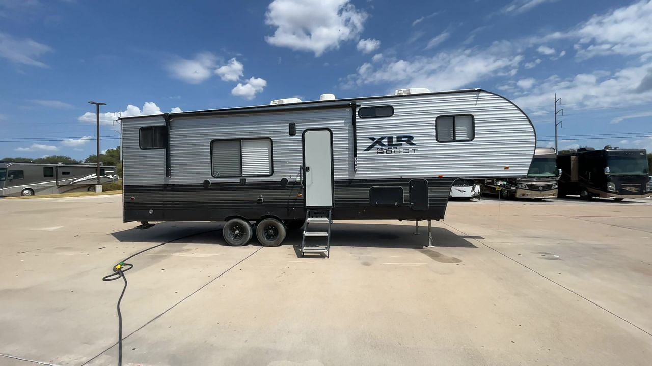 2021 FOREST RIVER XLR 335LRLE