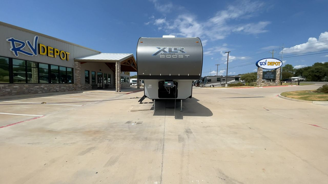 2021 FOREST RIVER XLR 335LRLE