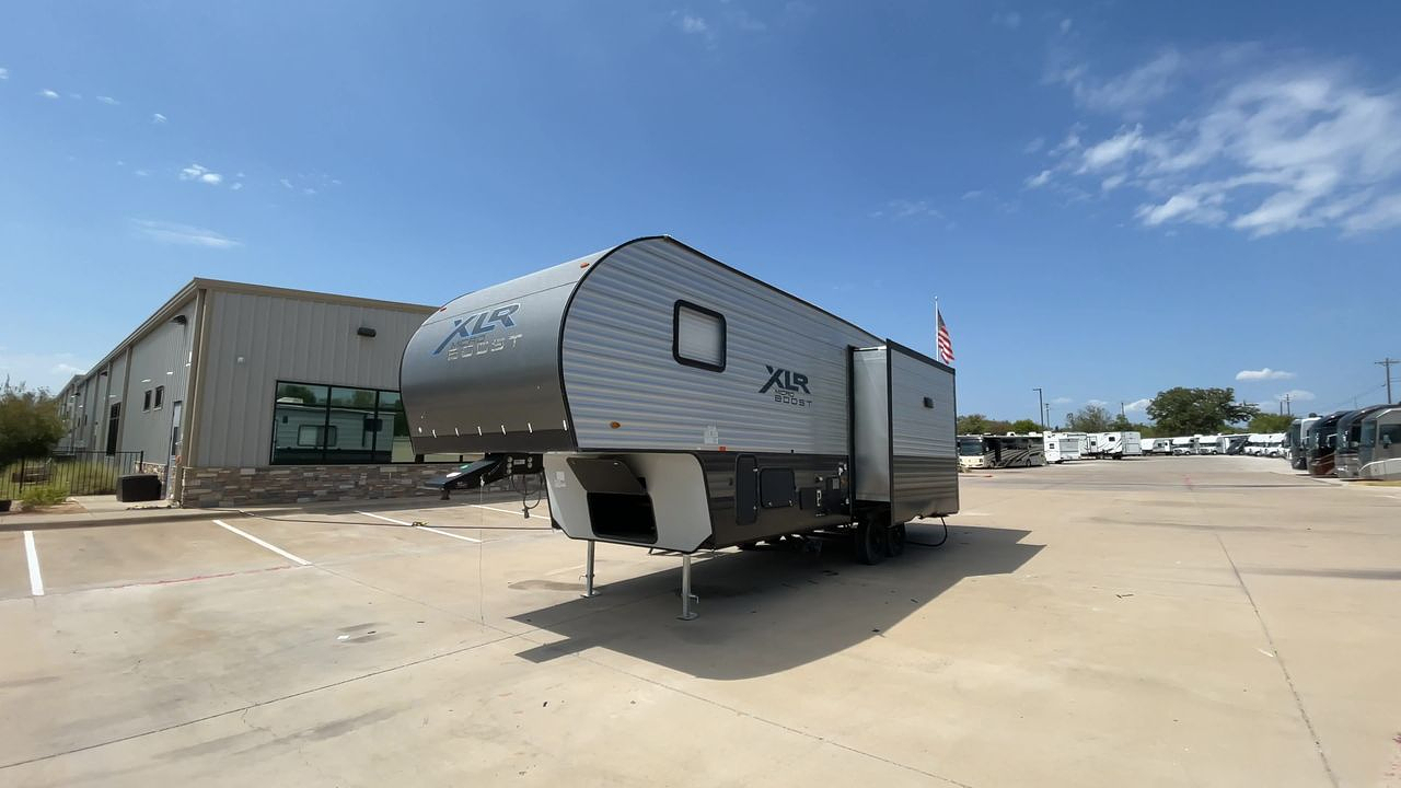 2021 FOREST RIVER XLR 335LRLE
