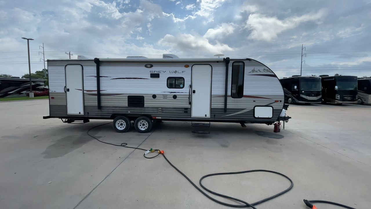 2014 FRRV CHEROKEE GREY WOLF 282BH