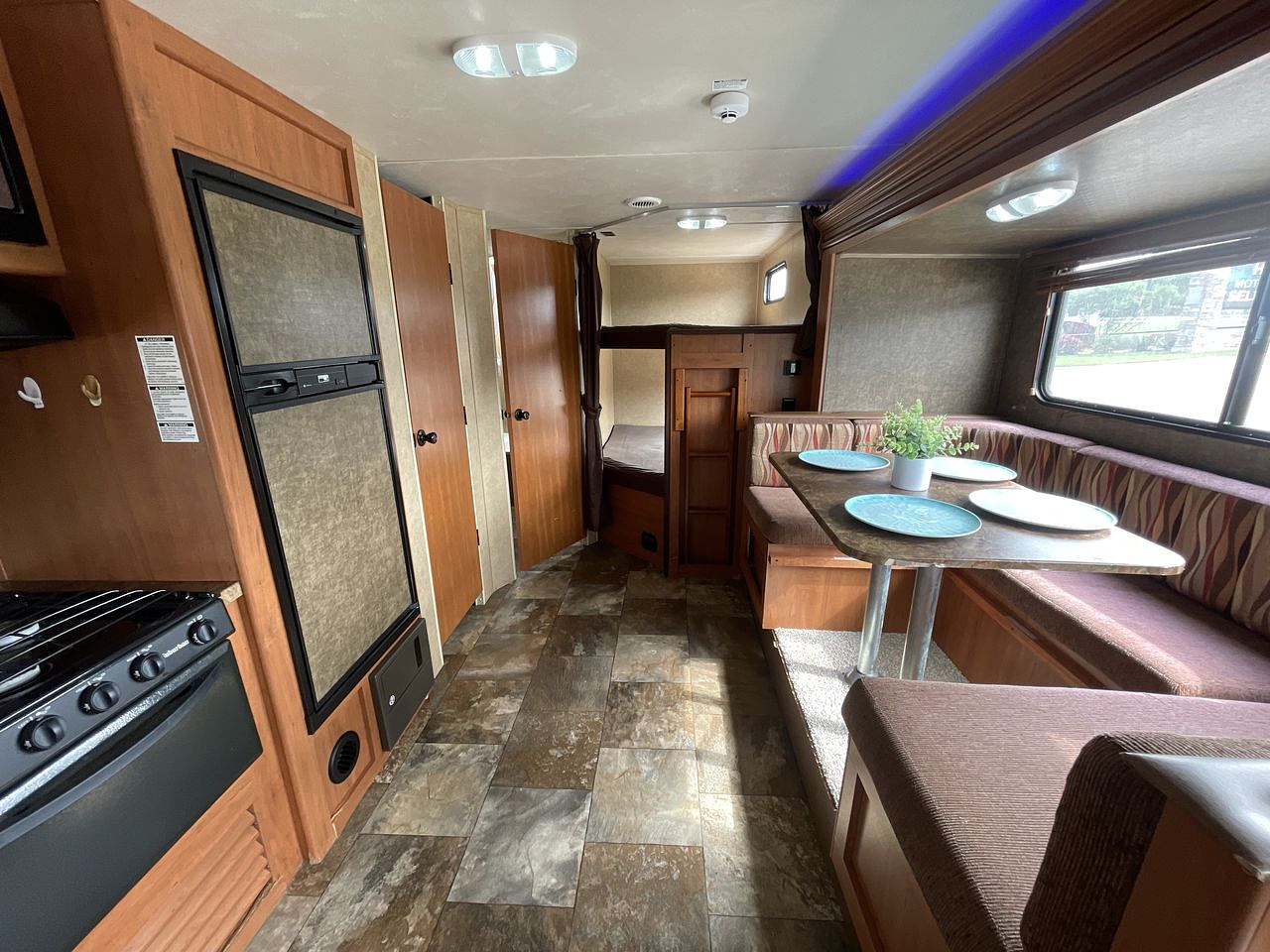 2014 FRRV CHEROKEE GREY WOLF 282BH