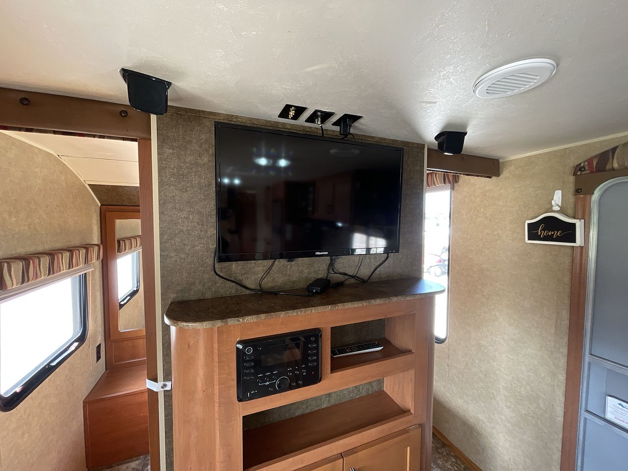 2014 FRRV CHEROKEE GREY WOLF 282BH