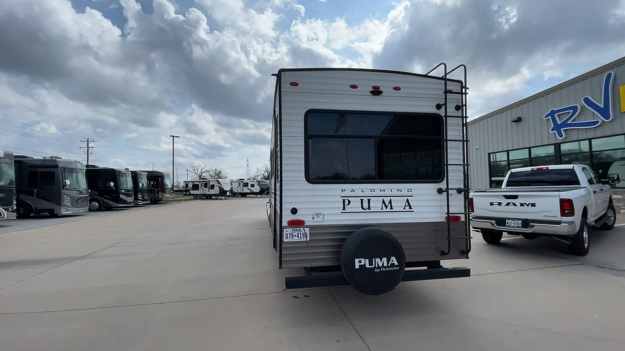 2022 FOREST RIVER PUMA 32MBDS