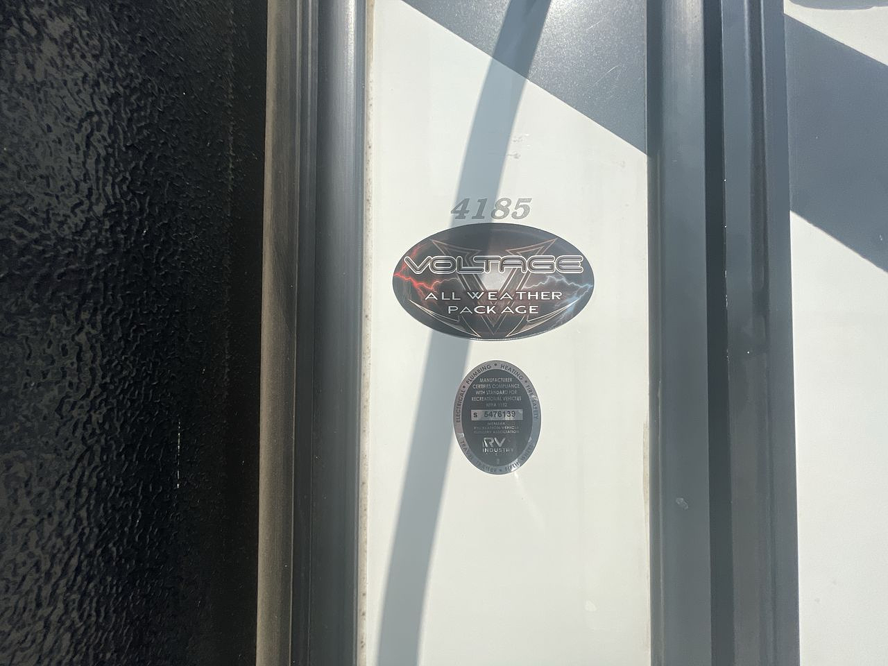 2020 KEYSTONE VOLTAGE 4185