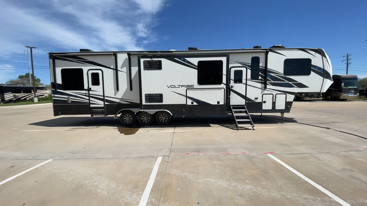 2020 KEYSTONE VOLTAGE 4185