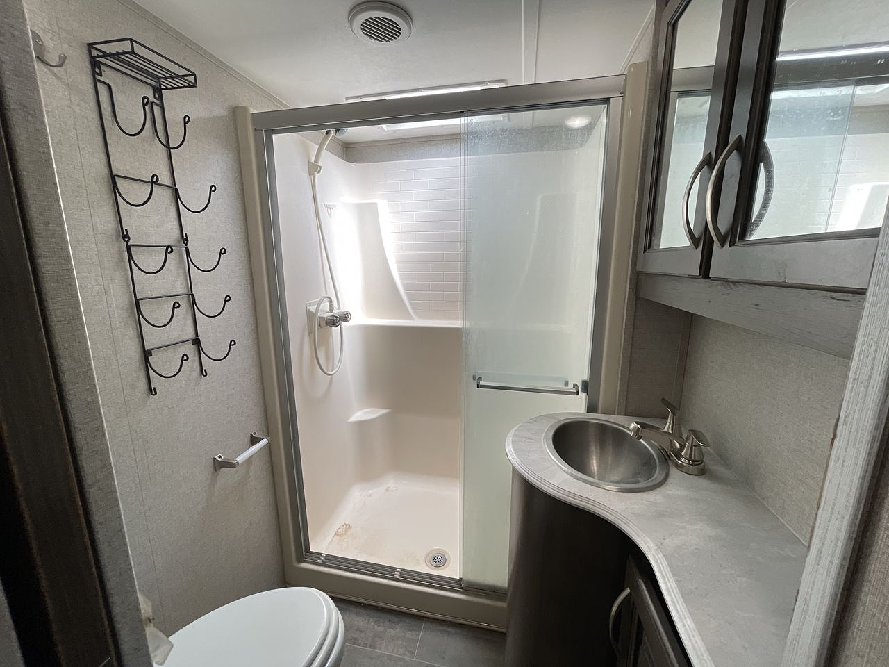 2020 KEYSTONE VOLTAGE 4185