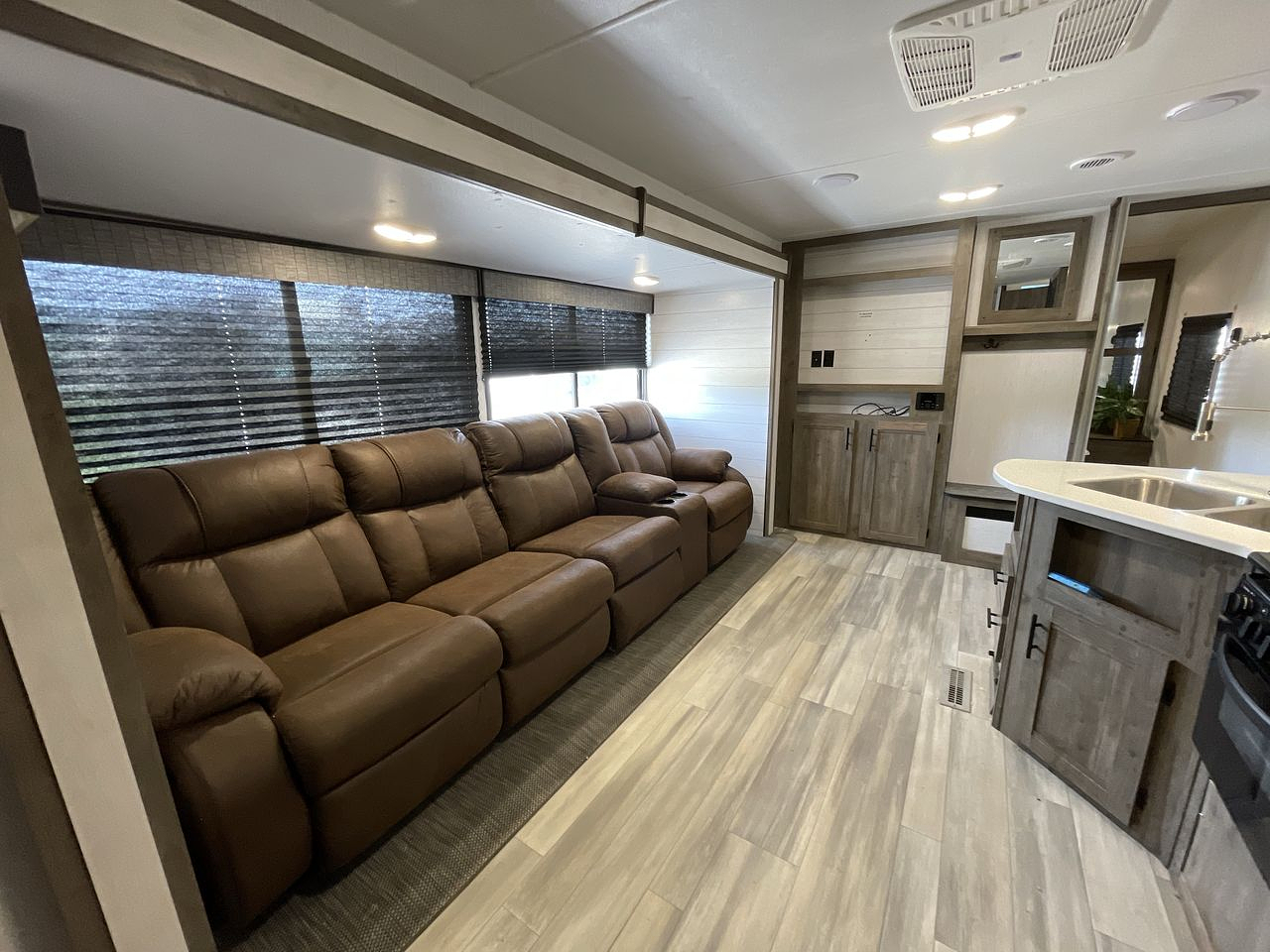 2023 HEARTLAND PIONEER