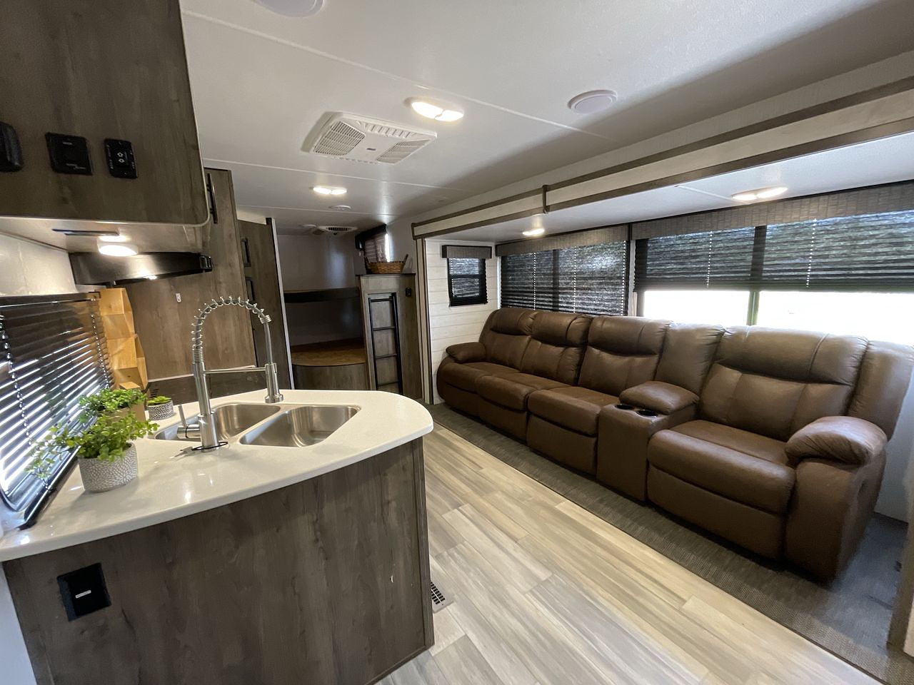 2023 HEARTLAND PIONEER