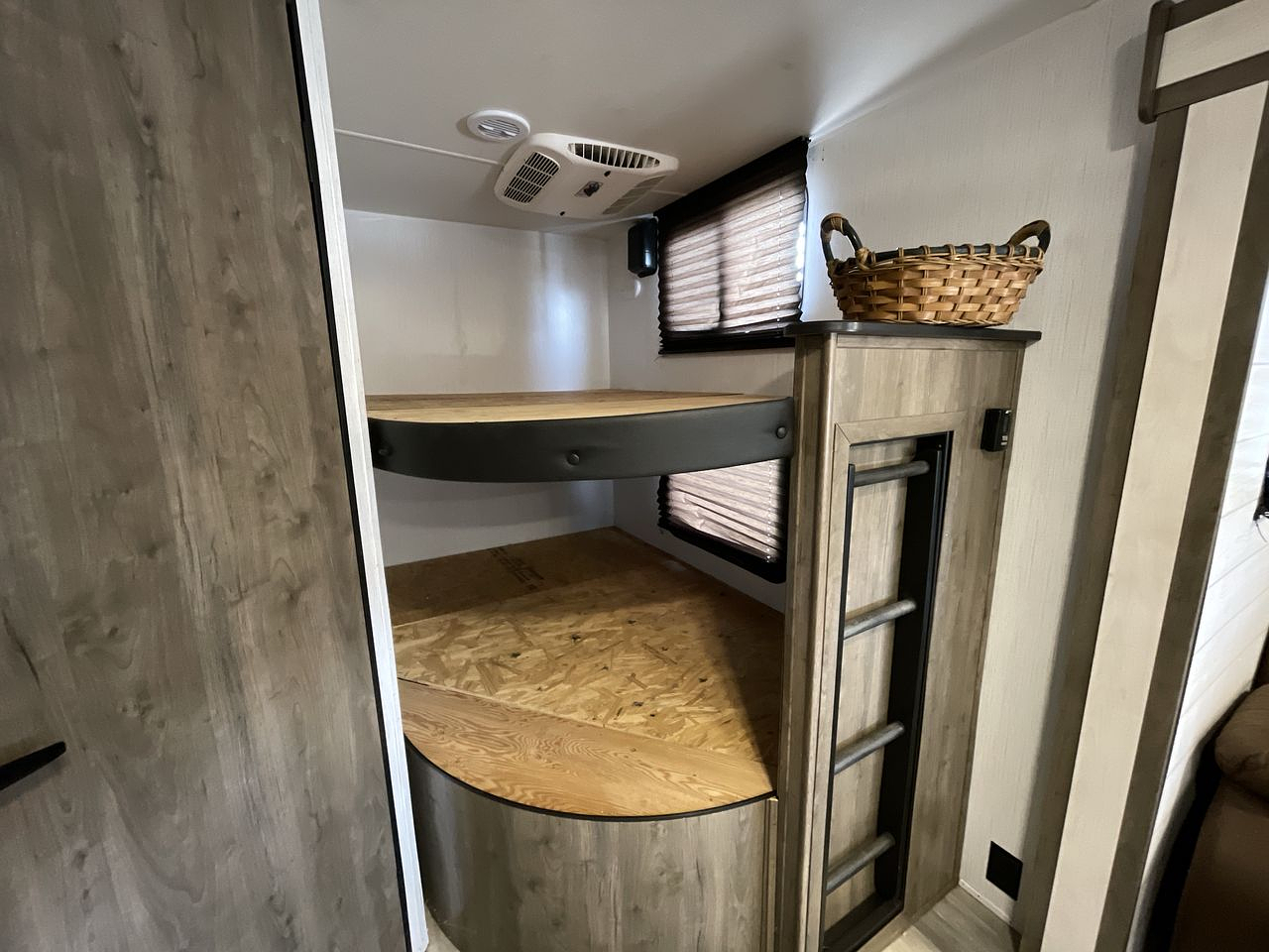 2023 HEARTLAND PIONEER