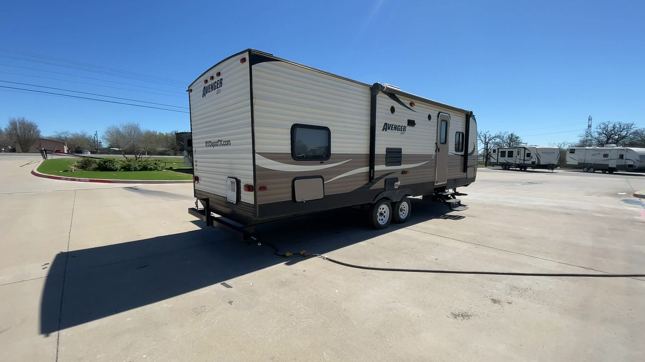 2016 PRIMETIME AVENGER 27BBS