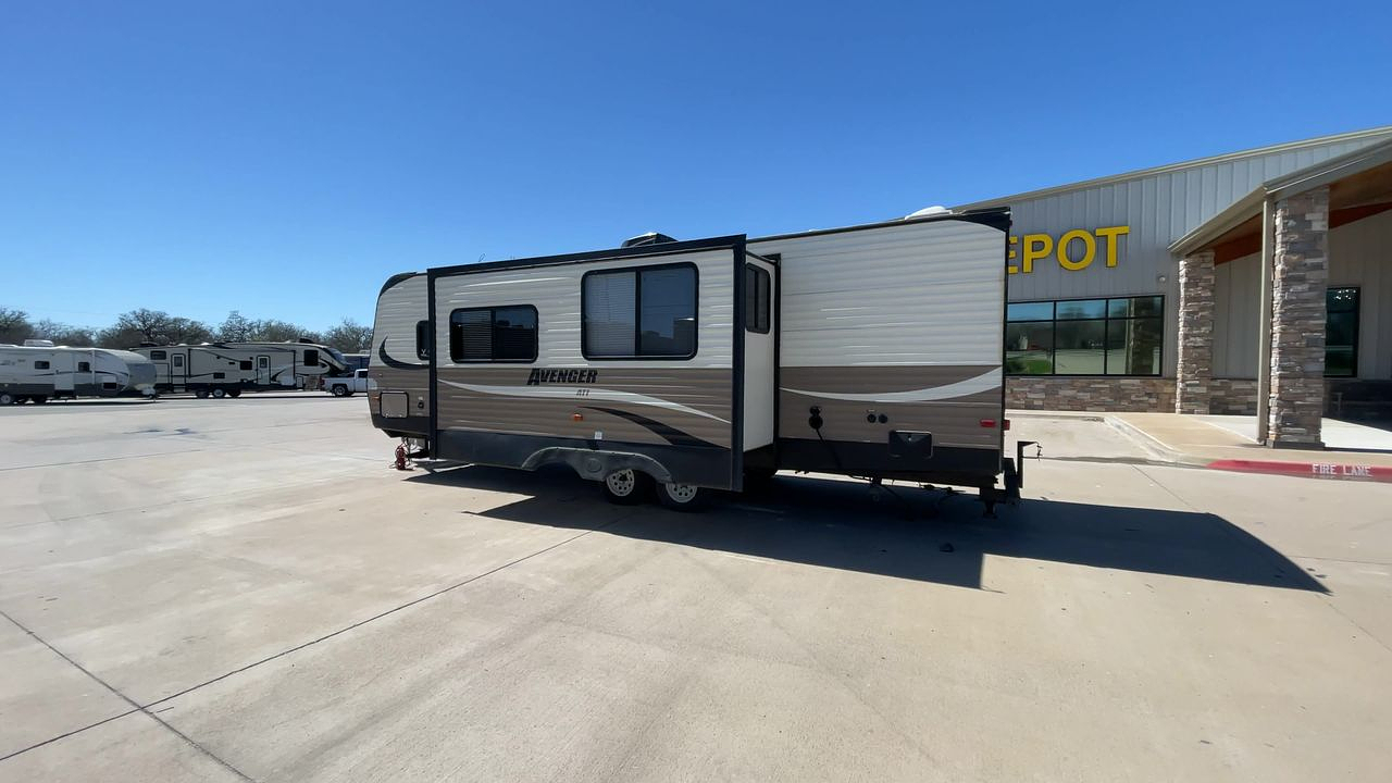 2016 PRIMETIME AVENGER 27BBS