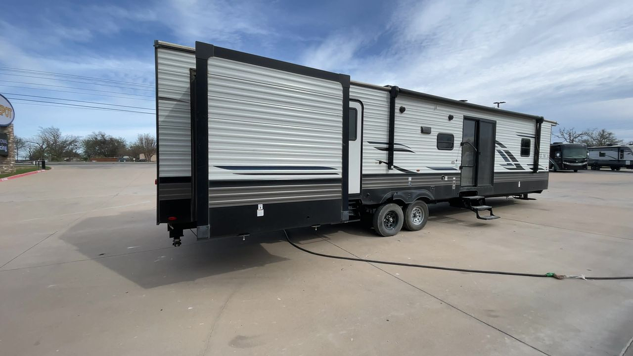 2022 FOREST RIVER PUMA 39PQB