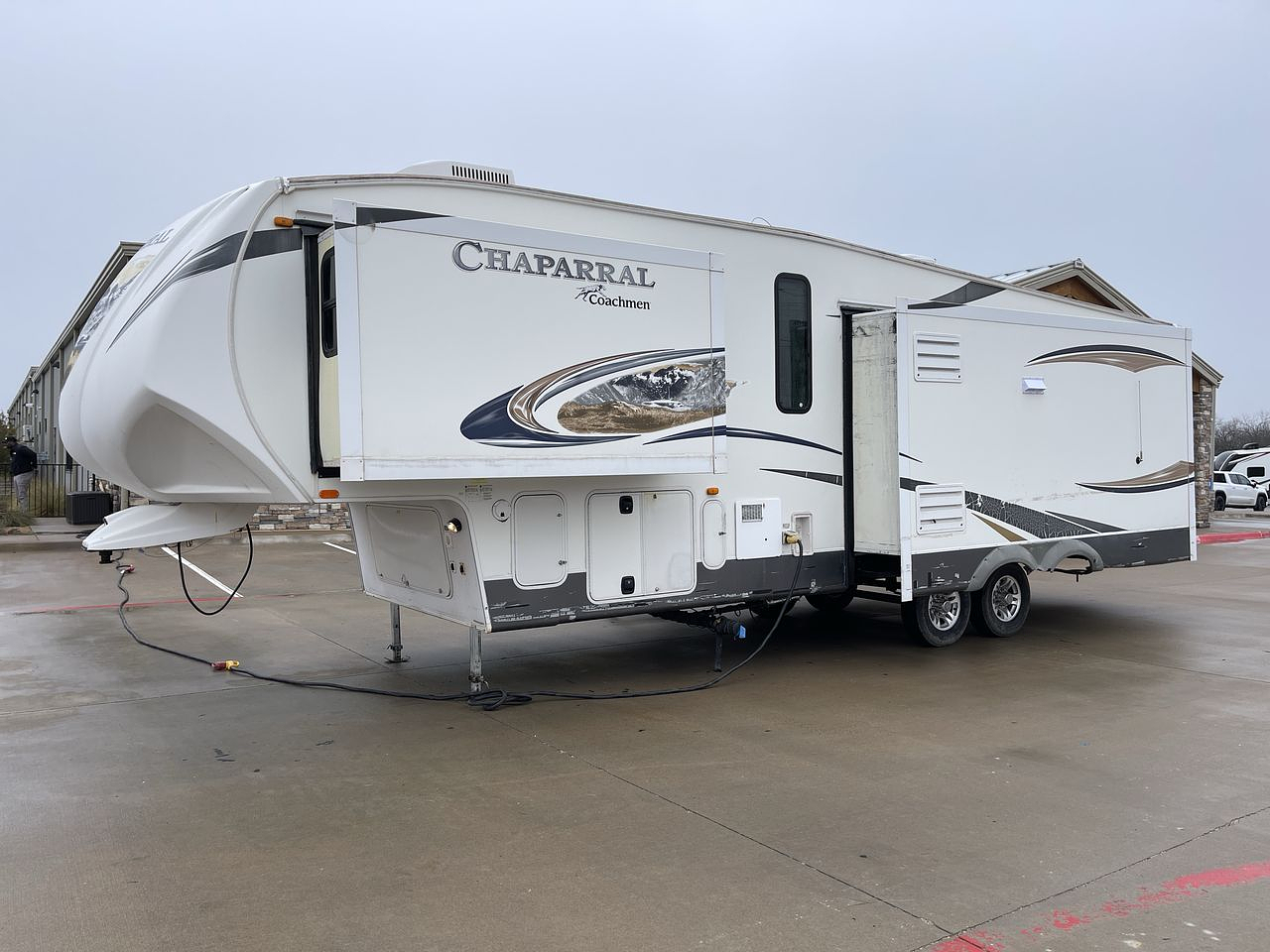 2013 COACHMEN CHAPARRAL 325MKS