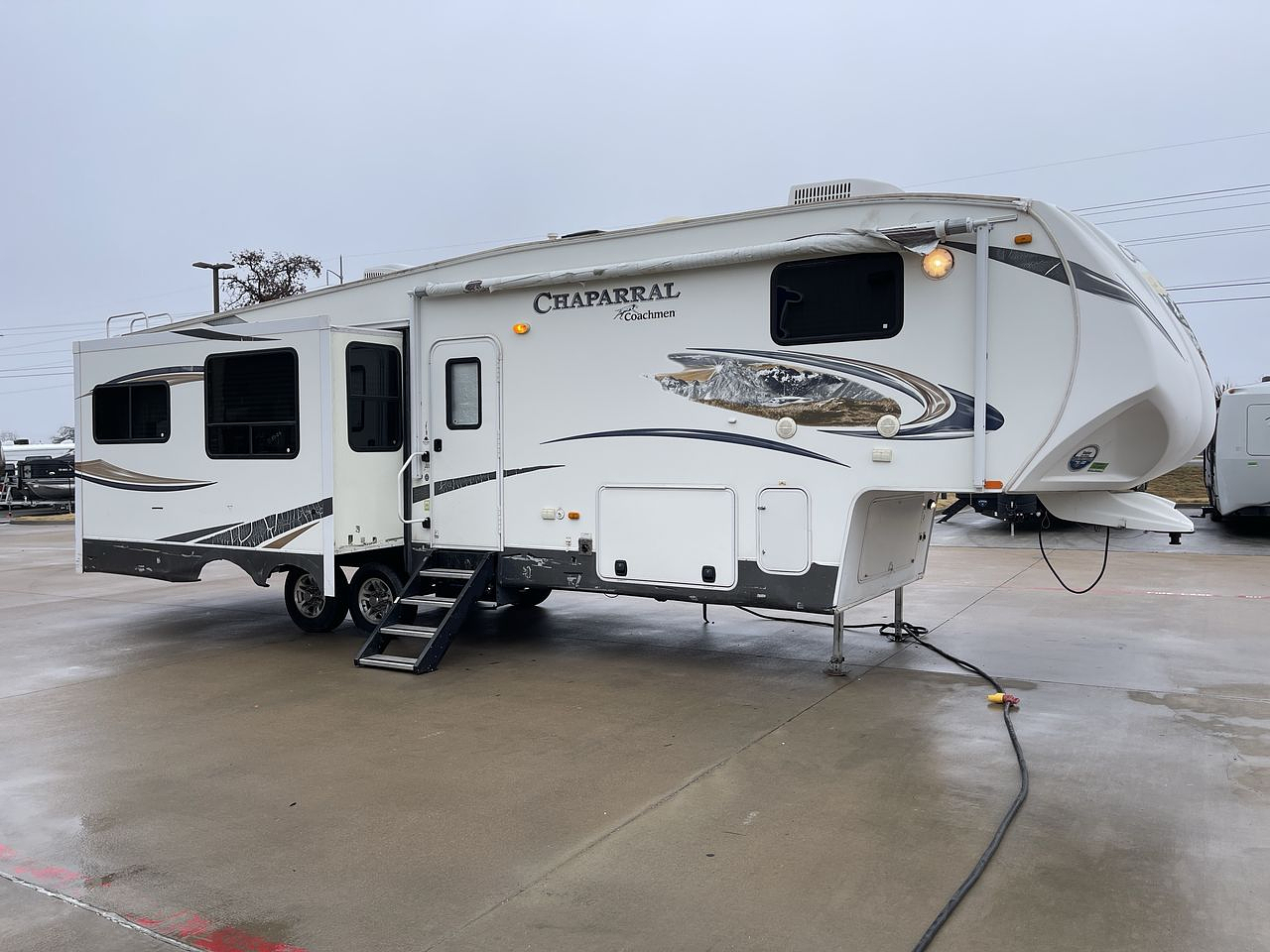 2013 COACHMEN CHAPARRAL 325MKS