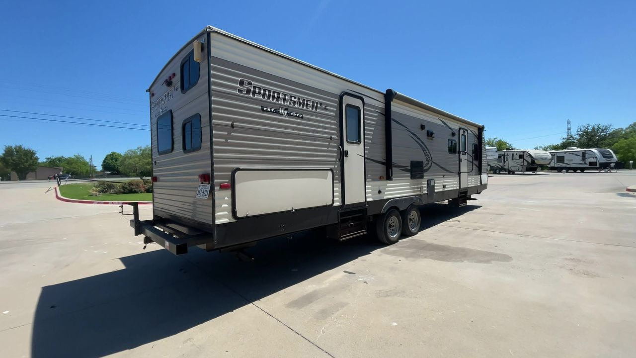 2018 K-Z SPORTSMEN 332BH