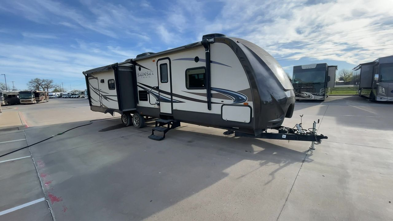 2014 CROSSROADS SUNSET TRAIL 32RL