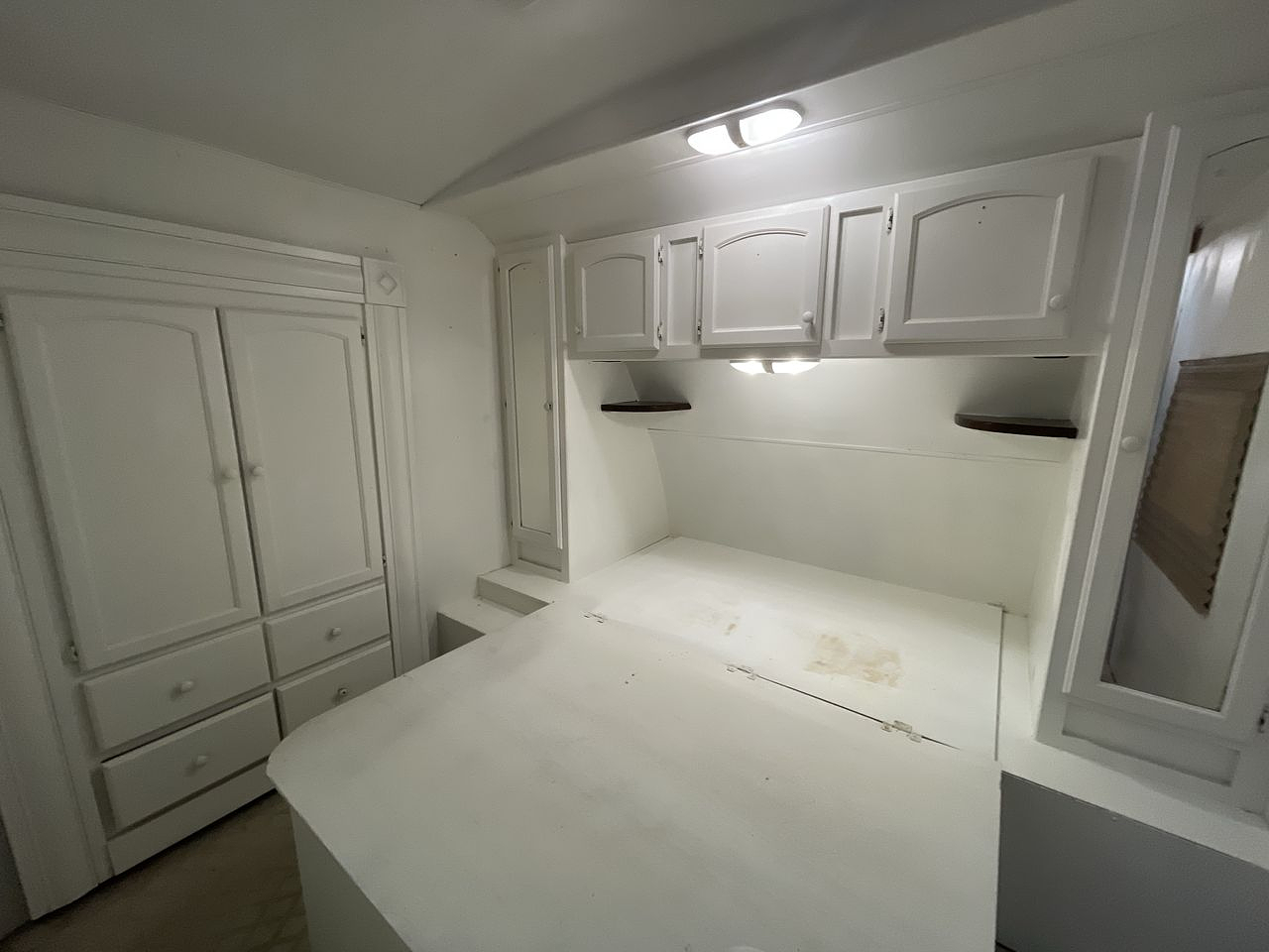 2014 CROSSROADS SUNSET TRAIL 32RL