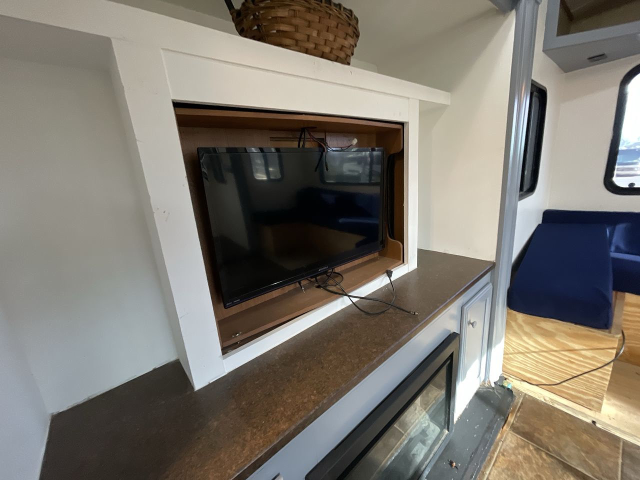 2014 CROSSROADS SUNSET TRAIL 32RL