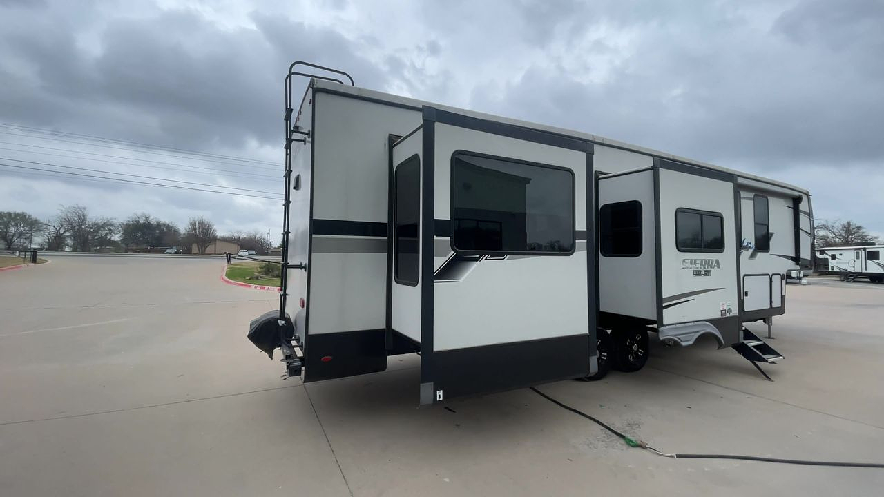2022 FOREST RIVER SIERRA 39BARK