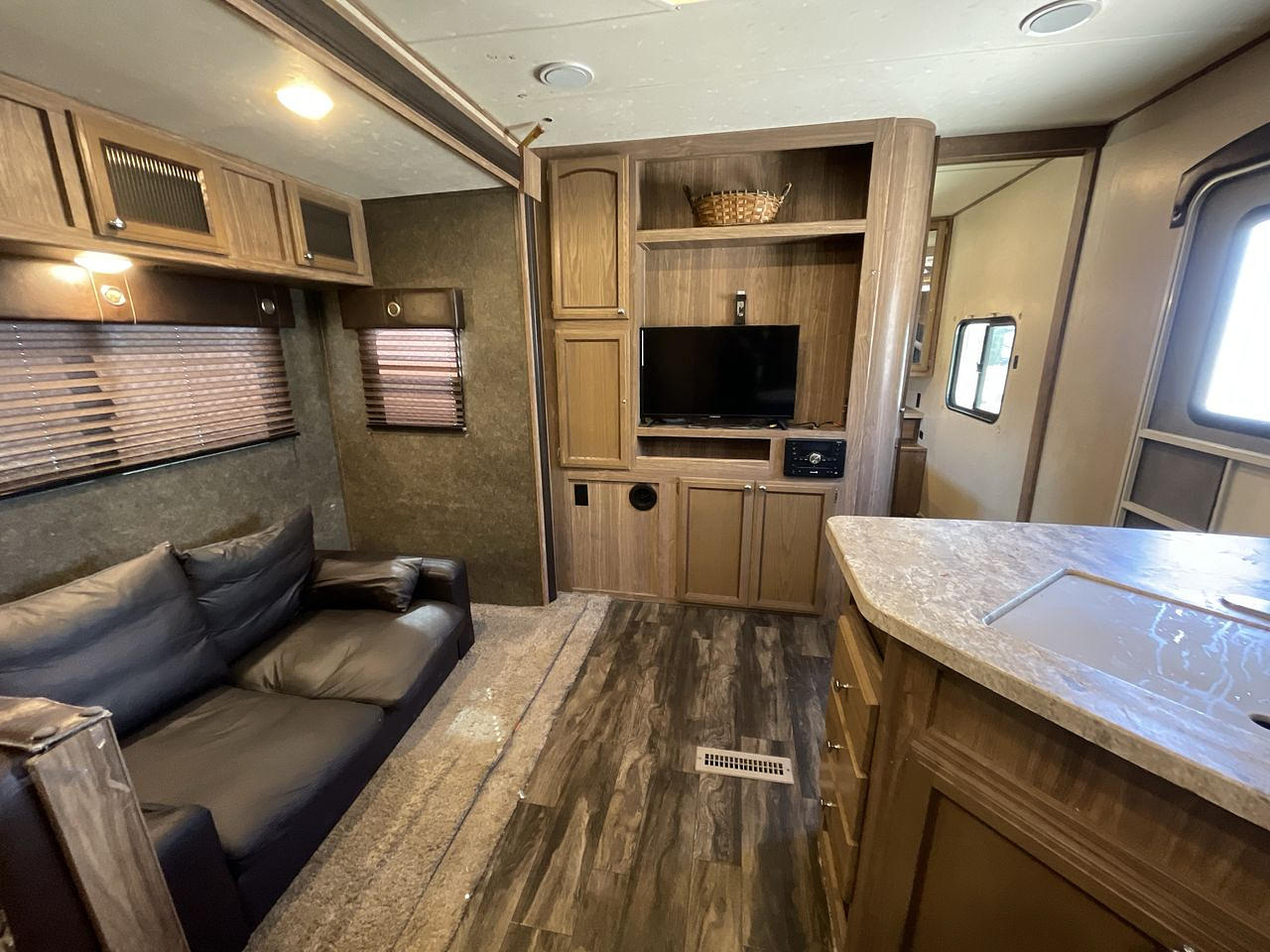 2017 FOREST RIVER SHASTA REVERE