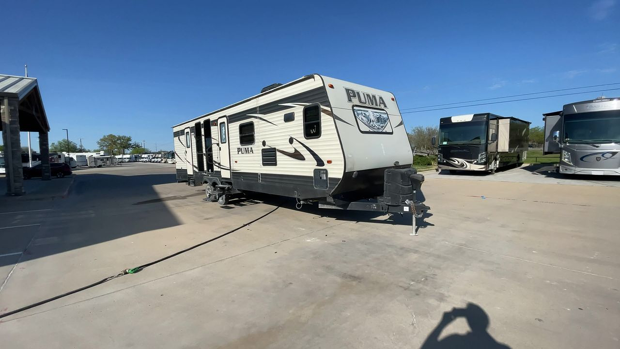 2016 PALOMINO PUMA 30FKSS