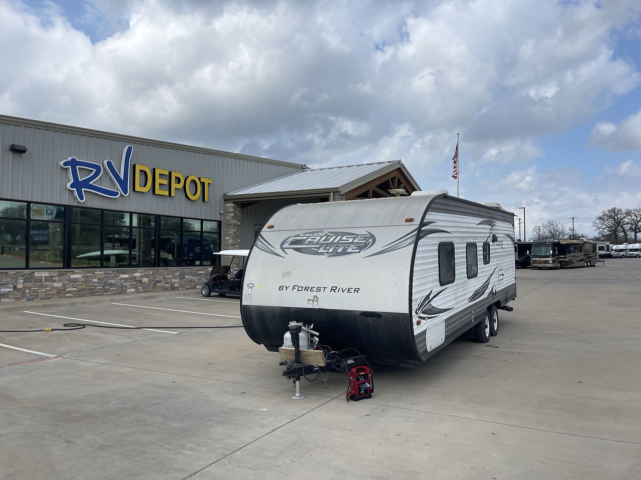 2015 SALEM CRUISE LITE 261BHXL