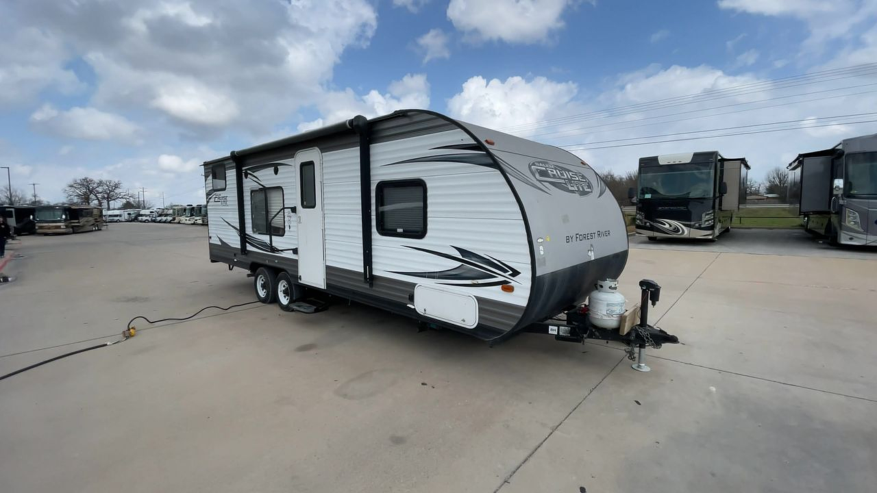 2015 SALEM CRUISE LITE 261BHXL