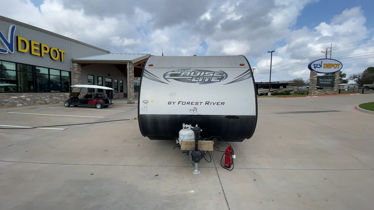 2015 SALEM CRUISE LITE 261BHXL