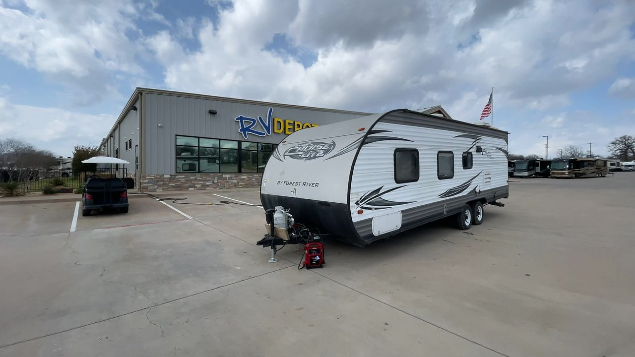 2015 SALEM CRUISE LITE 261BHXL