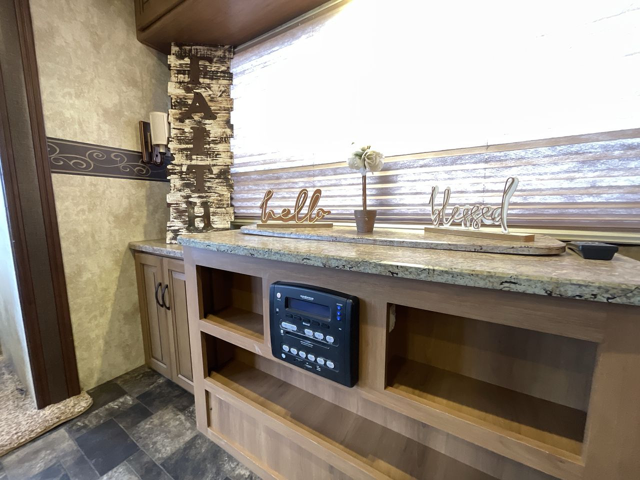 2013 KEYSTONE RV OUTBACK 298RE