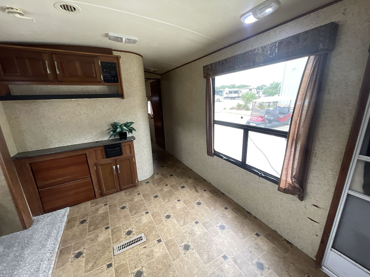 2013 WINNEBAGO ONE 26RK