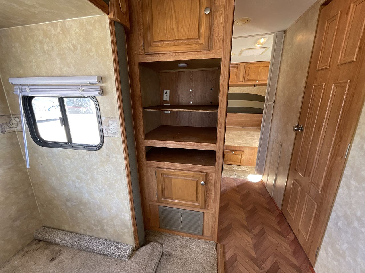 2008 JAY FEATHER 29D