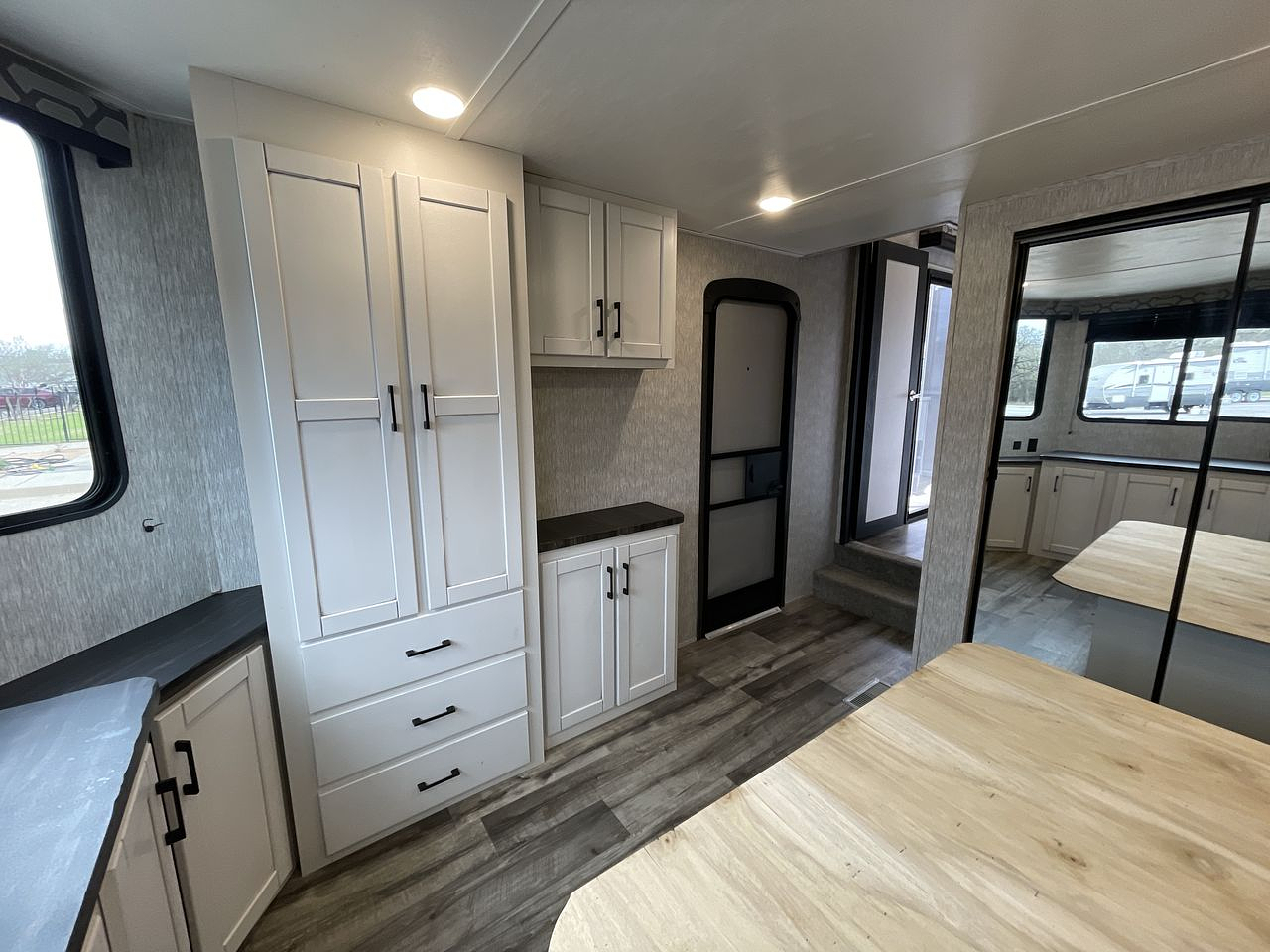 2022 DUTCHMEN HAMPTON 375DBL