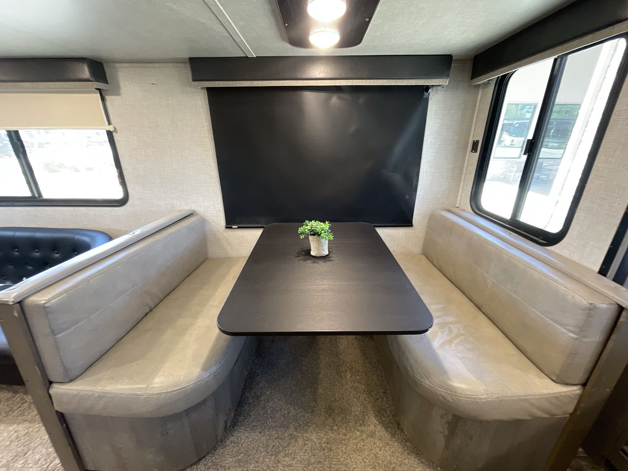 2020 KEYSTONE OUTBACK 300ML