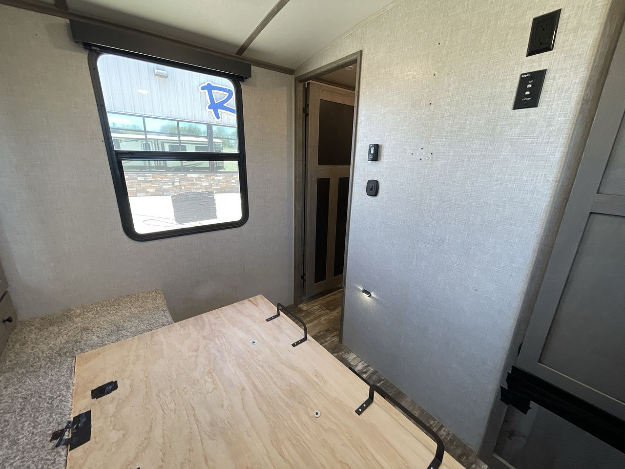 2020 KEYSTONE OUTBACK 300ML