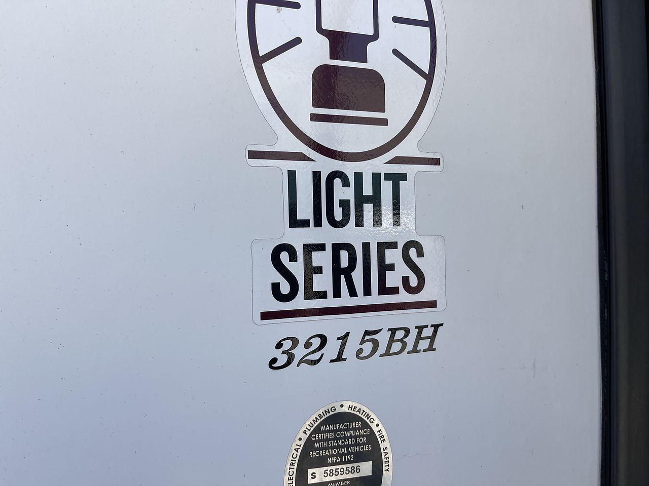 2021 DUTCHMEN COLEMAN 3215BH