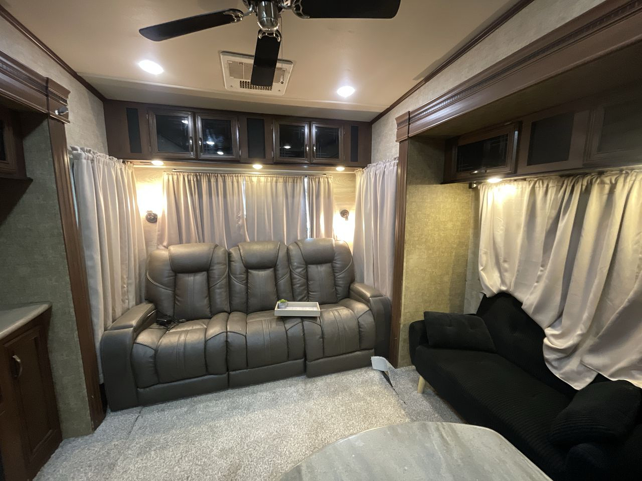 2017 SANDPIPER 372LOK