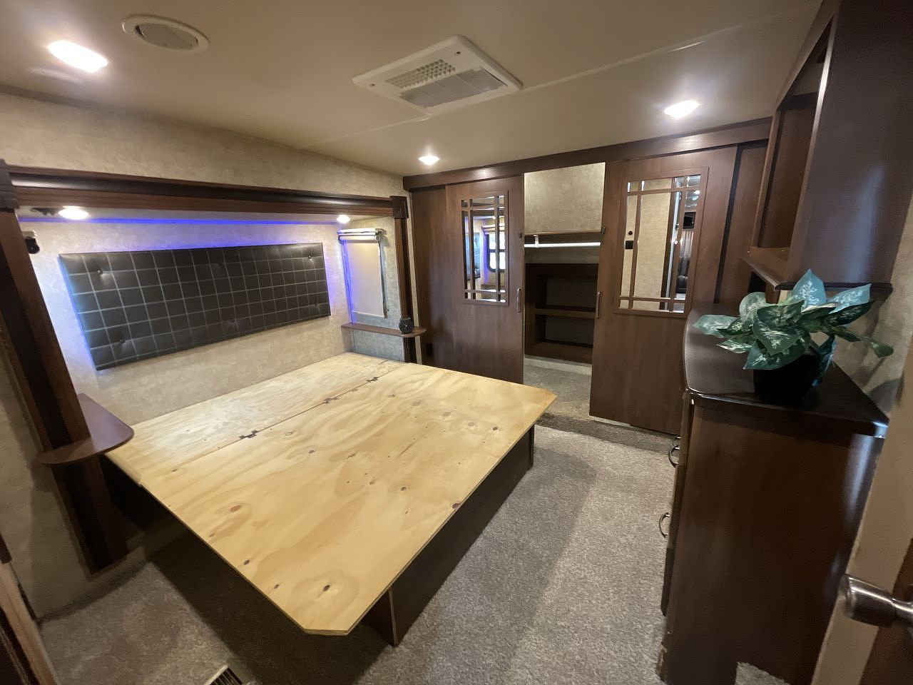 2017 SANDPIPER 372LOK