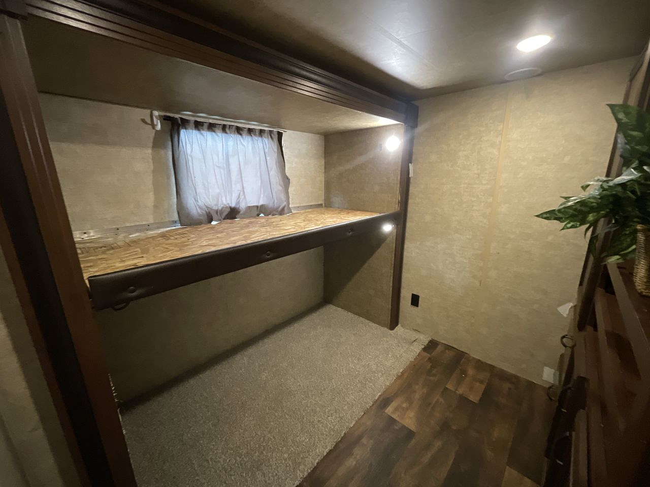 2017 SANDPIPER 372LOK