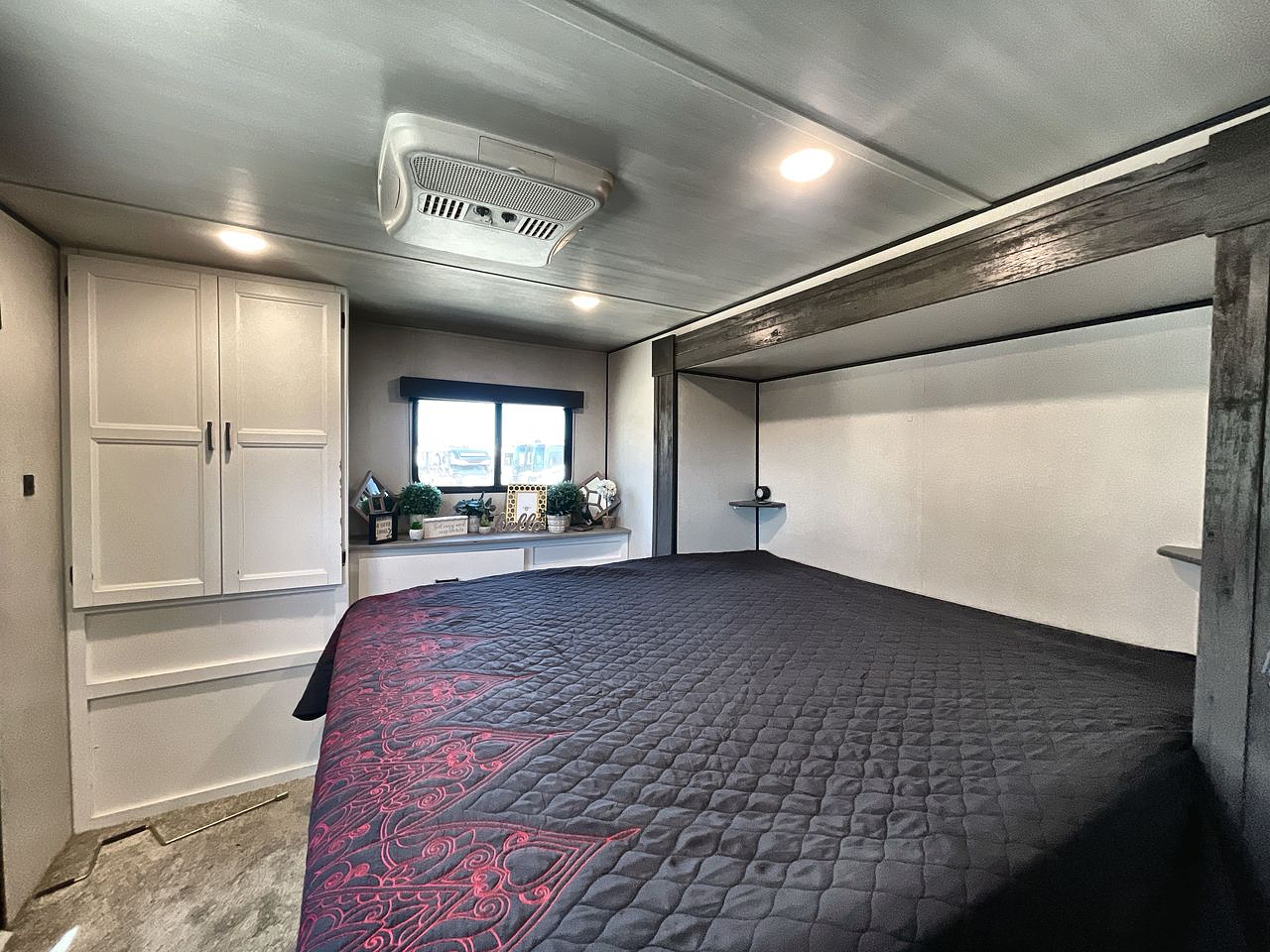 2023 KEYSTONE HIDEOUT 38FDDS