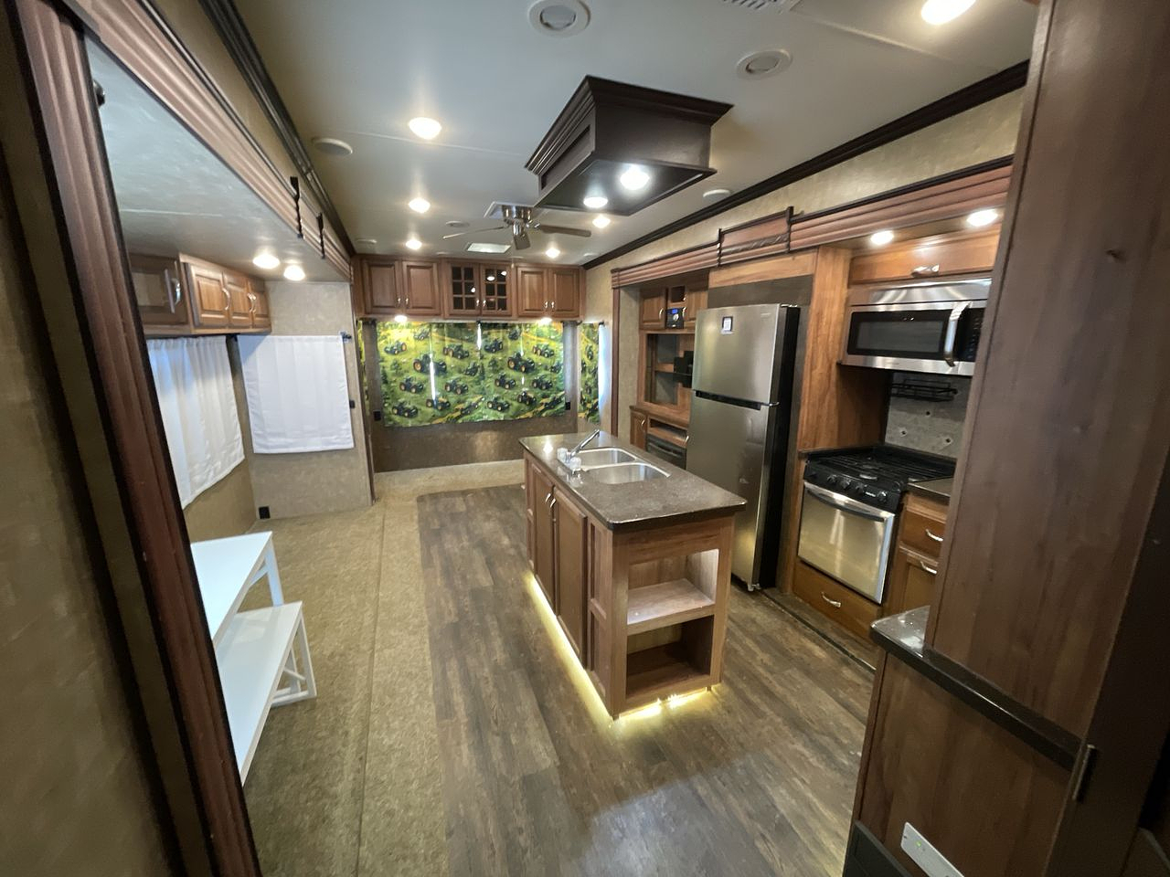 2015 KZ DURANGO 370RLT