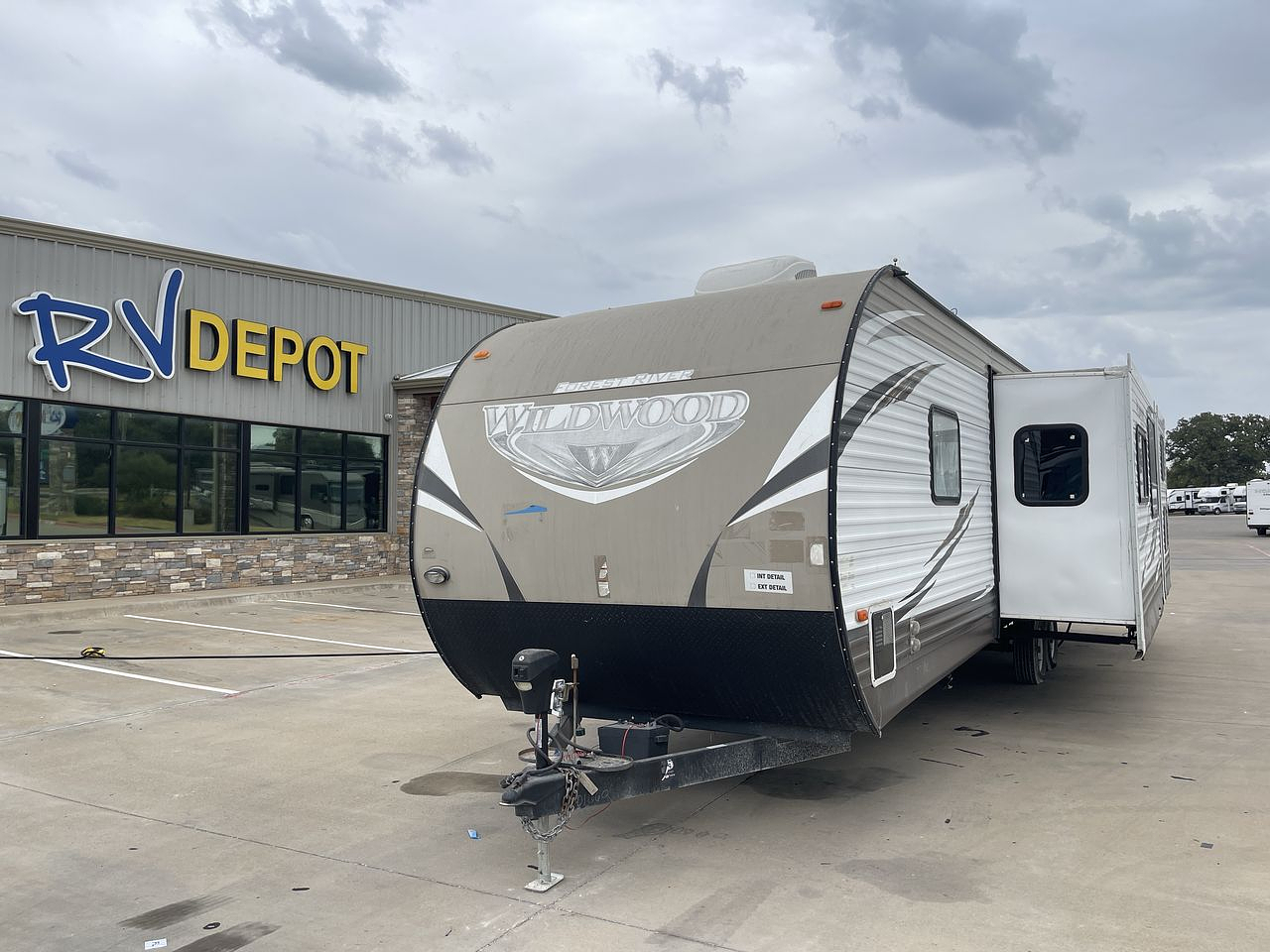 2017 FOREST RIVER WILDWOOD 31BKIS