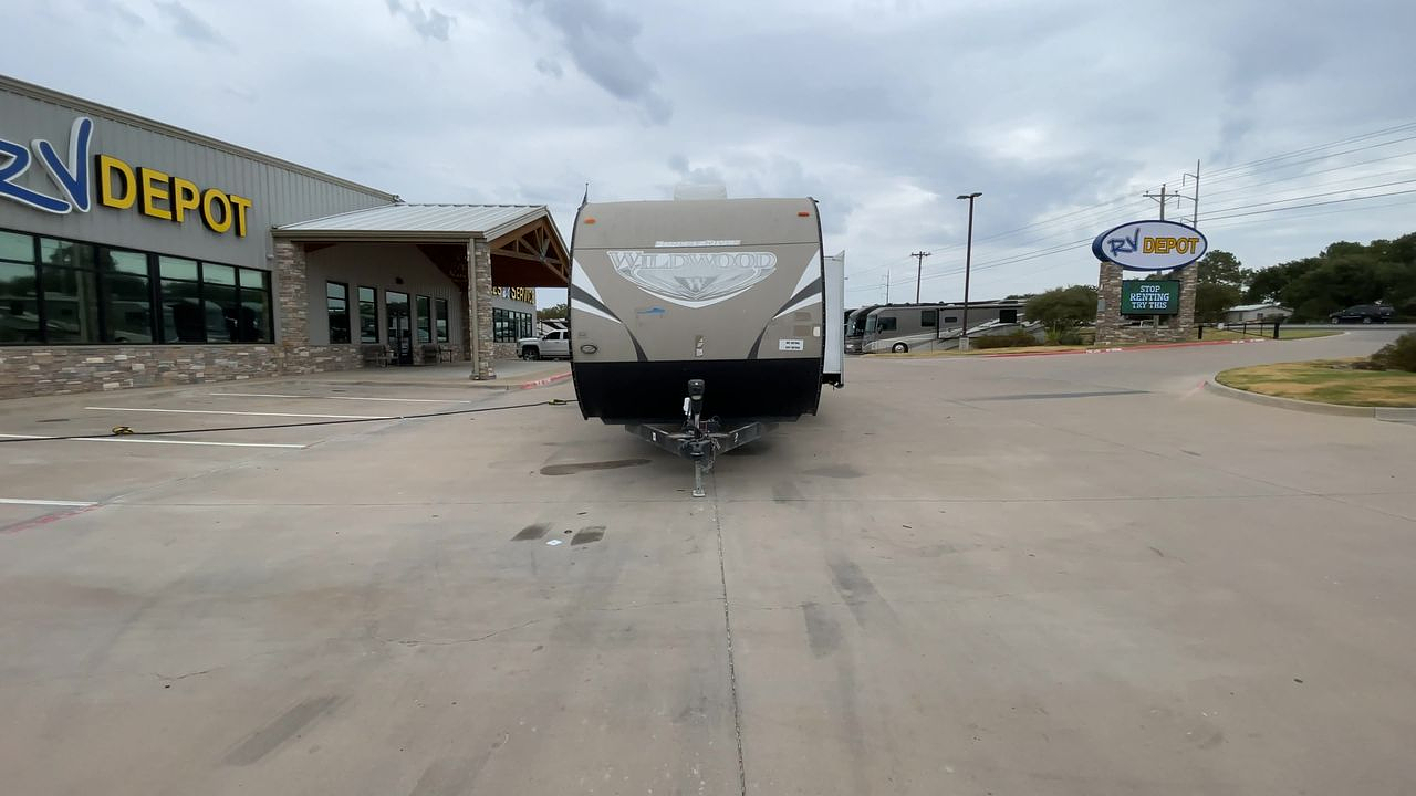 2017 FOREST RIVER WILDWOOD 31BKIS
