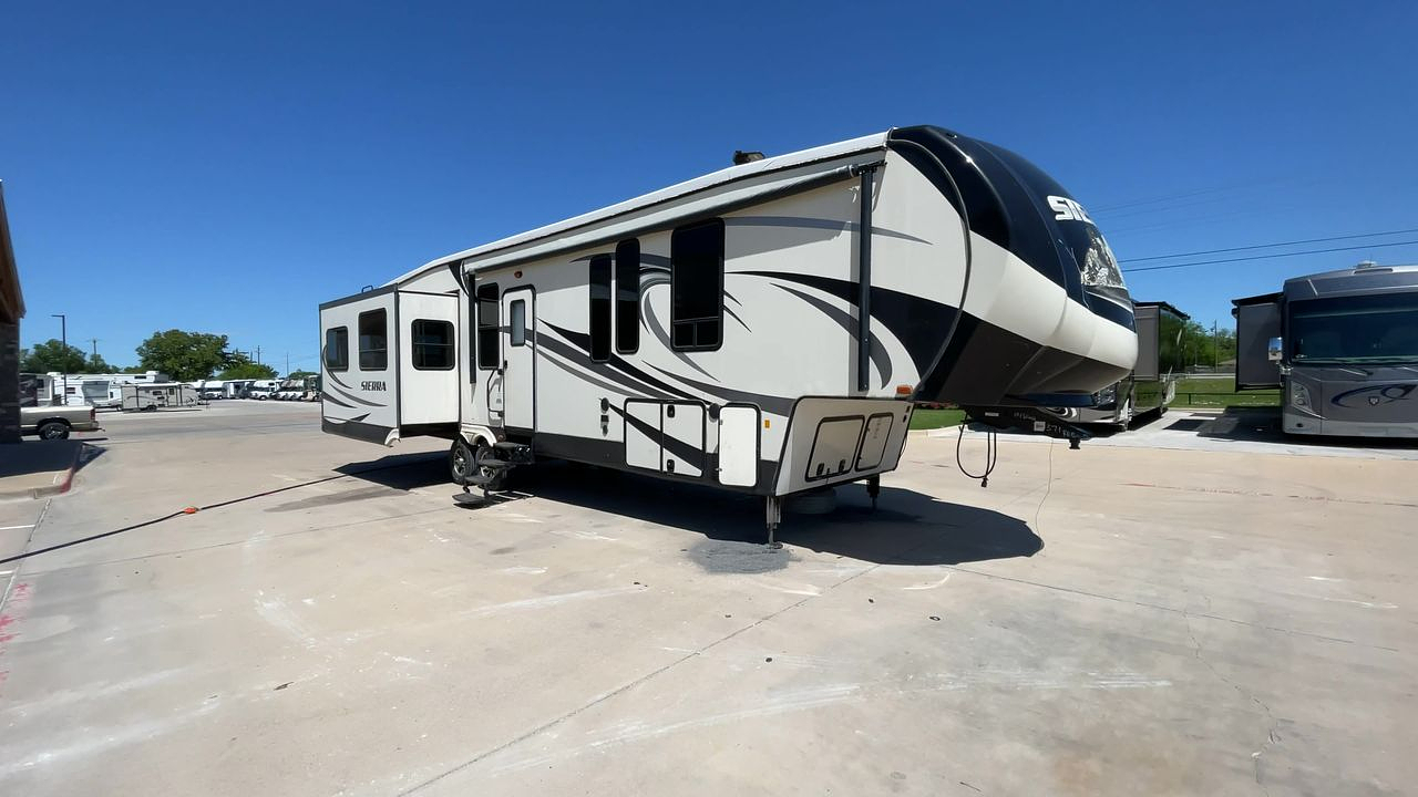 2017 FOREST RIVER SIERRA 371REBH