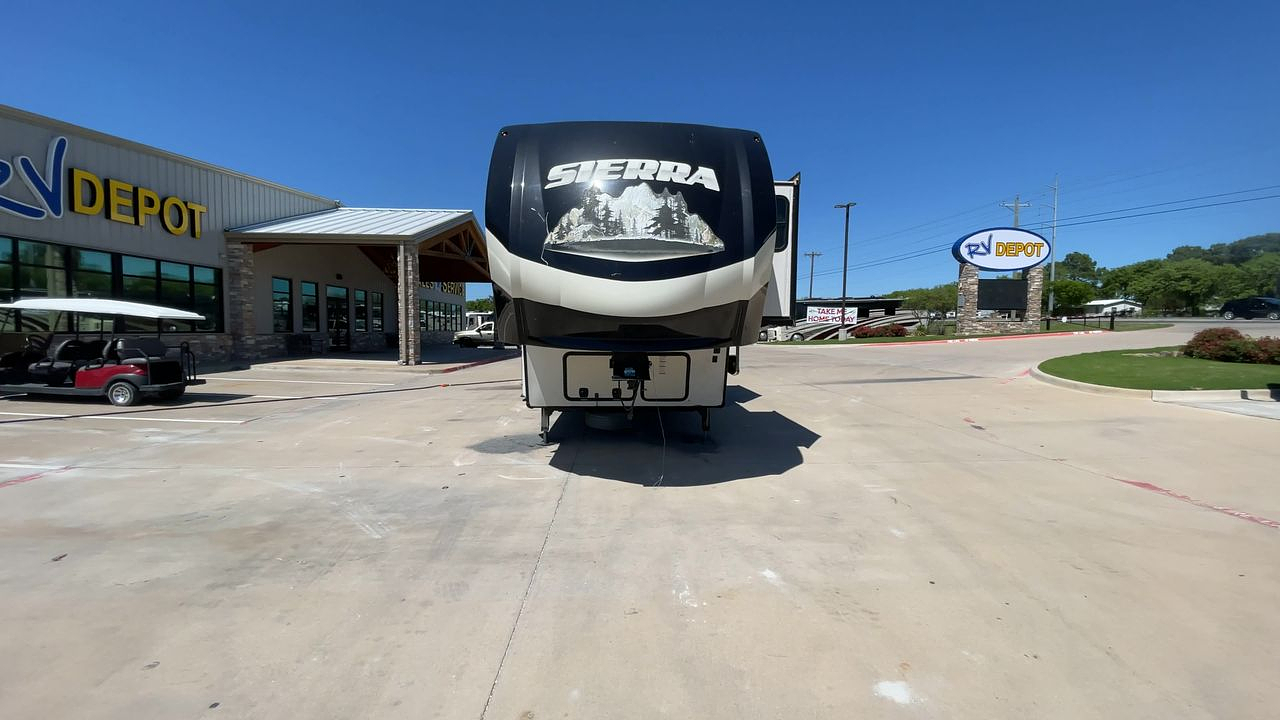 2017 FOREST RIVER SIERRA 371REBH